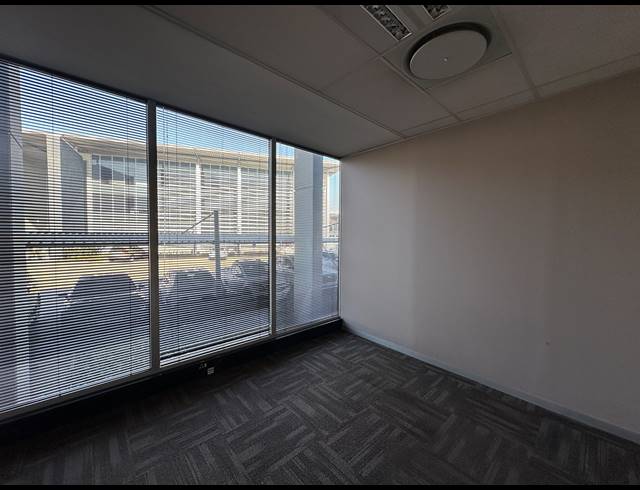 297M² OFFICE TO LET IN HIGHVELD